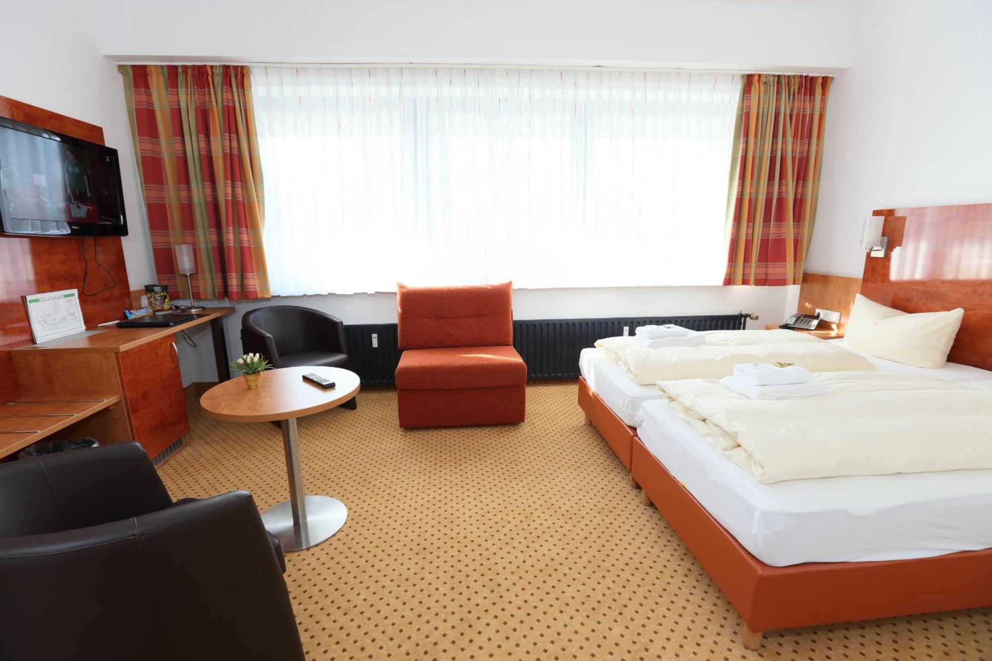 Hotel Am Holzhafen Stade Buitenkant foto
