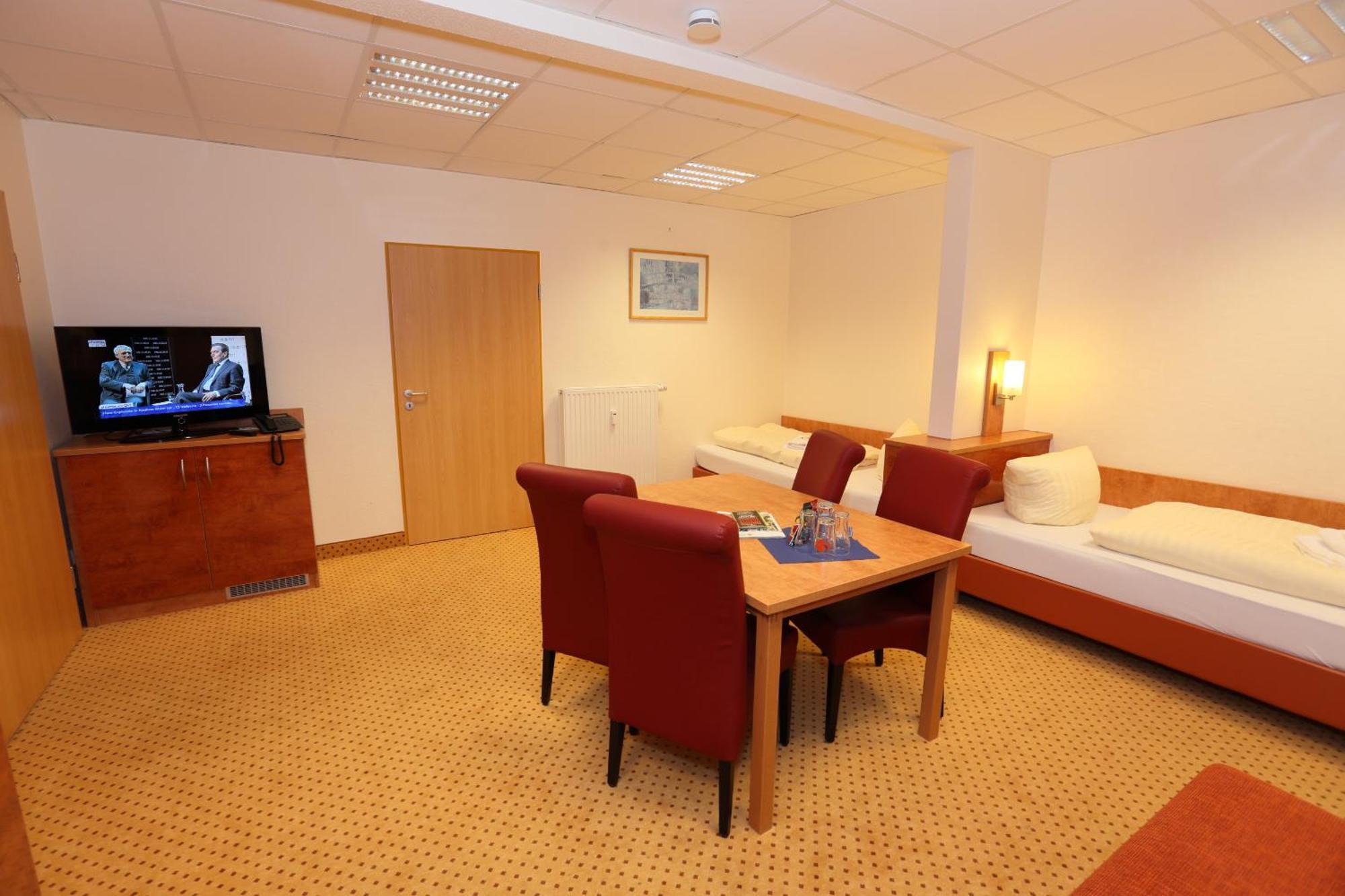 Hotel Am Holzhafen Stade Buitenkant foto