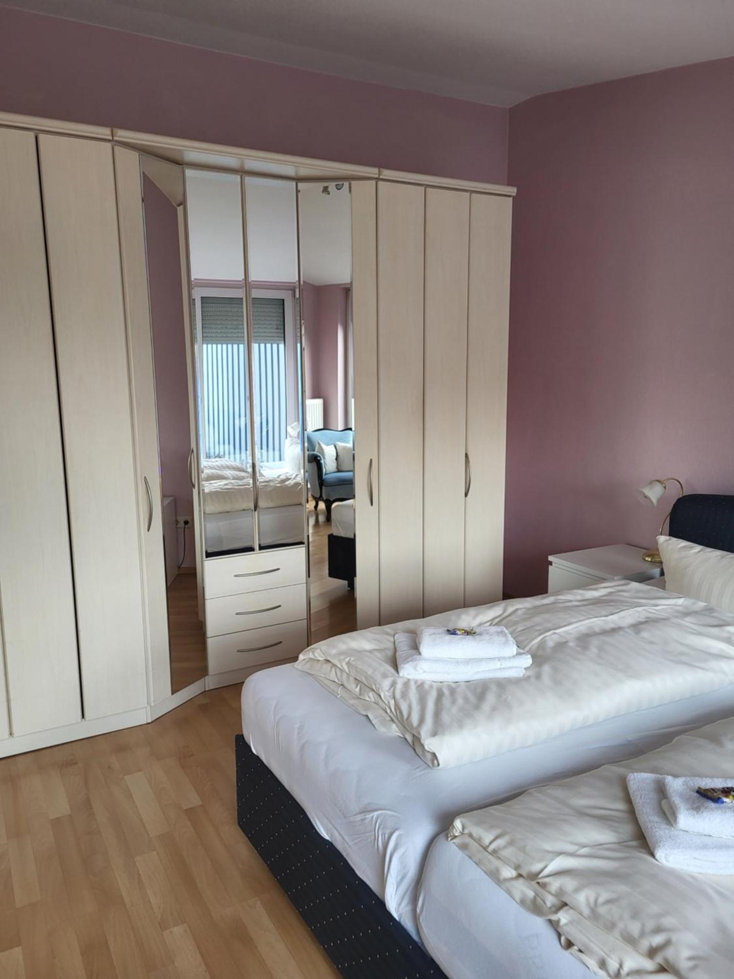 Hotel Am Holzhafen Stade Buitenkant foto